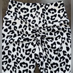 Ryderwear Black & White Leopard Print Leggings